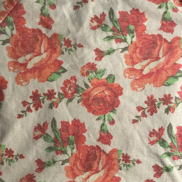 Rose Shirt🌹 - Picture 3 of 3